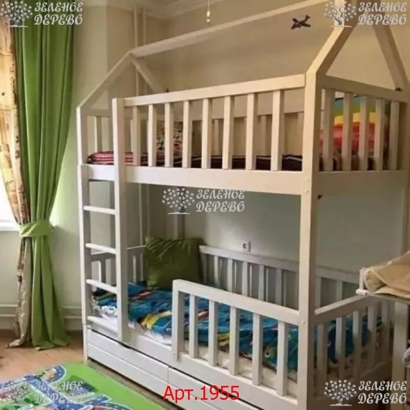 Детская кровать с ящиками 